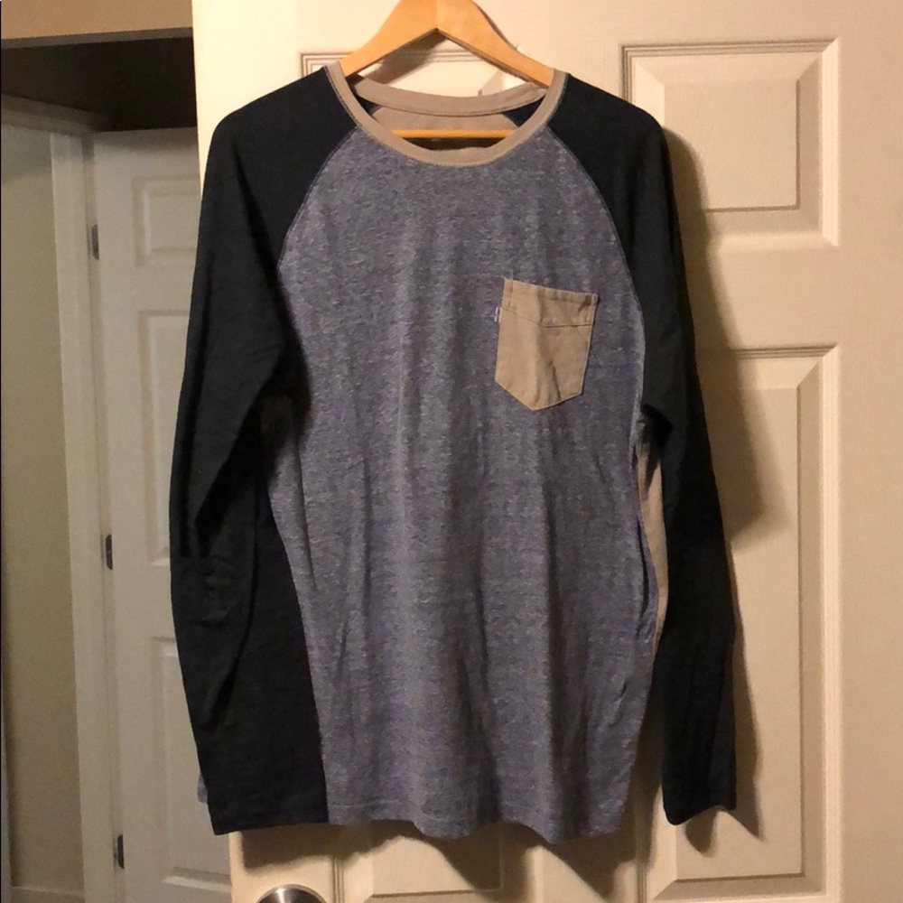 Levi’s long sleeve